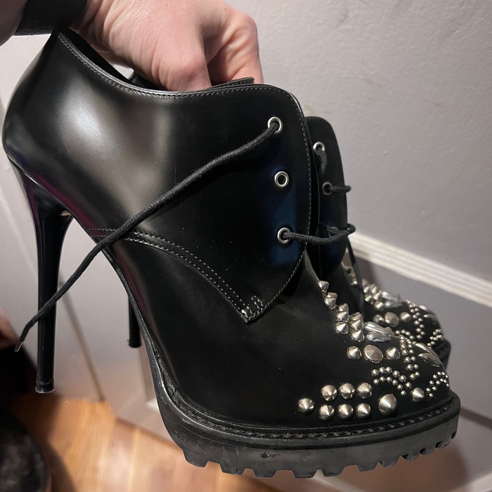 Rare find!  Alexander McQueen Black Studded Ankle Boots
